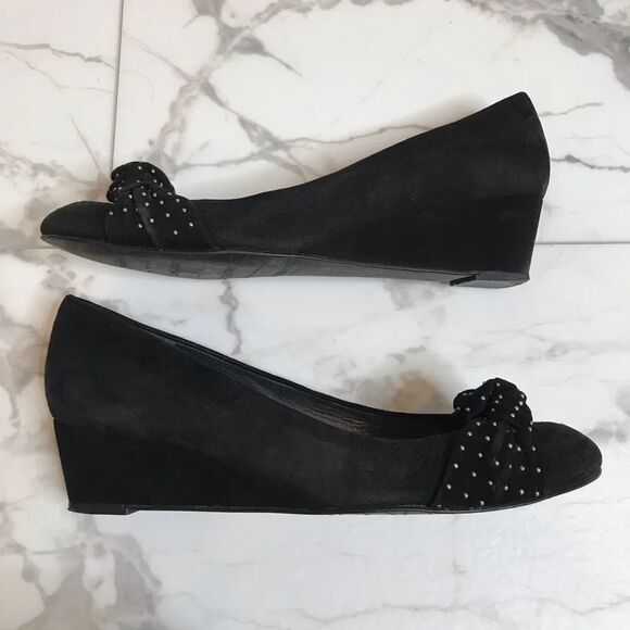 Stuart Weitzman Dotson Black Suede Wedge Heels Almond Toe Size 8 Narrow - Picture 9 of 11